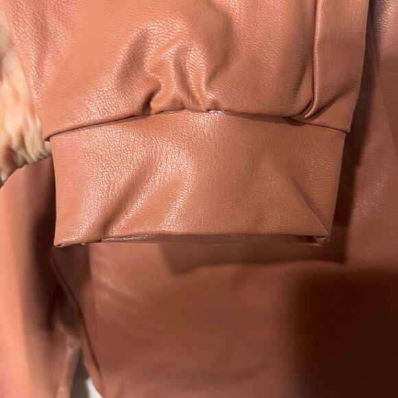 Commando Pink Faux Leather Jogger Pants Pockets Sz Medium - Picture 7 of 12